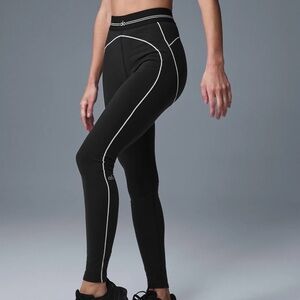 ALO  Airbrush High-Waist Heart Throb Legging black